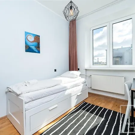 Apartman 2br For 6, Workspace & Walk To Old Town Tallinn