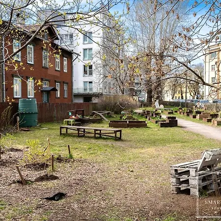 2br For 6, Workspace & Walk To Old Town Apartman Tallinn